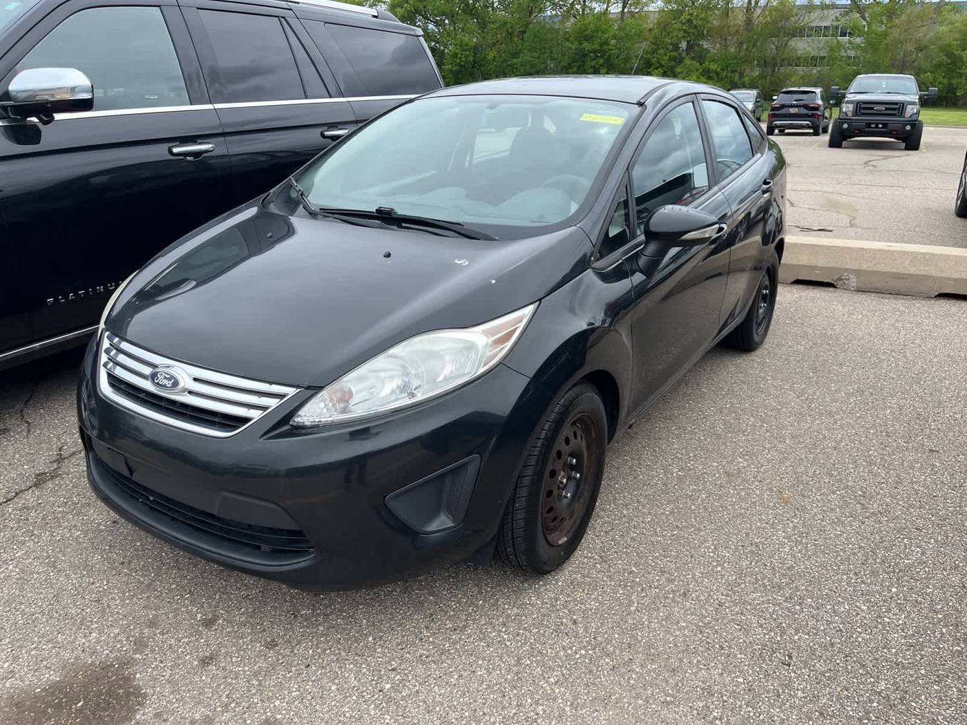 2013 Ford Fiesta SE — Sedan — 109,712 mi — Sterling Heights, MI