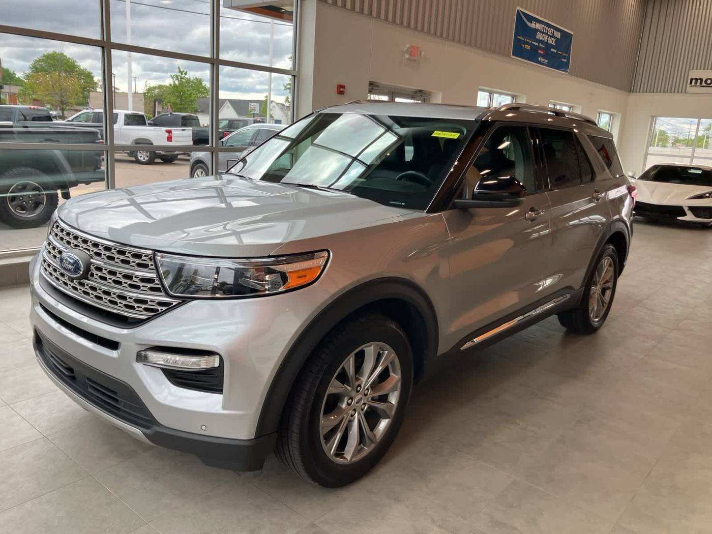 2022 Ford Explorer Limited — SUV — 29,673 mi — Sterling Heights, MI