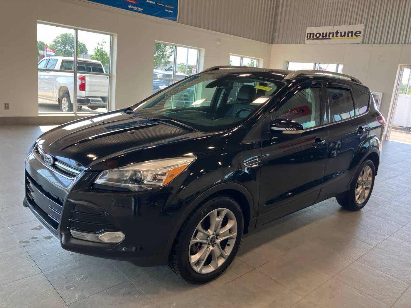 2014 Ford Escape Titanium — SUV — 84,363 mi — Sterling Heights, MI