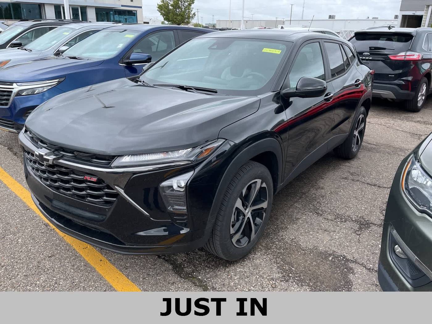 2024 Chevrolet Trax 1RS — SUV — 12,101 mi — Sterling Heights, MI
