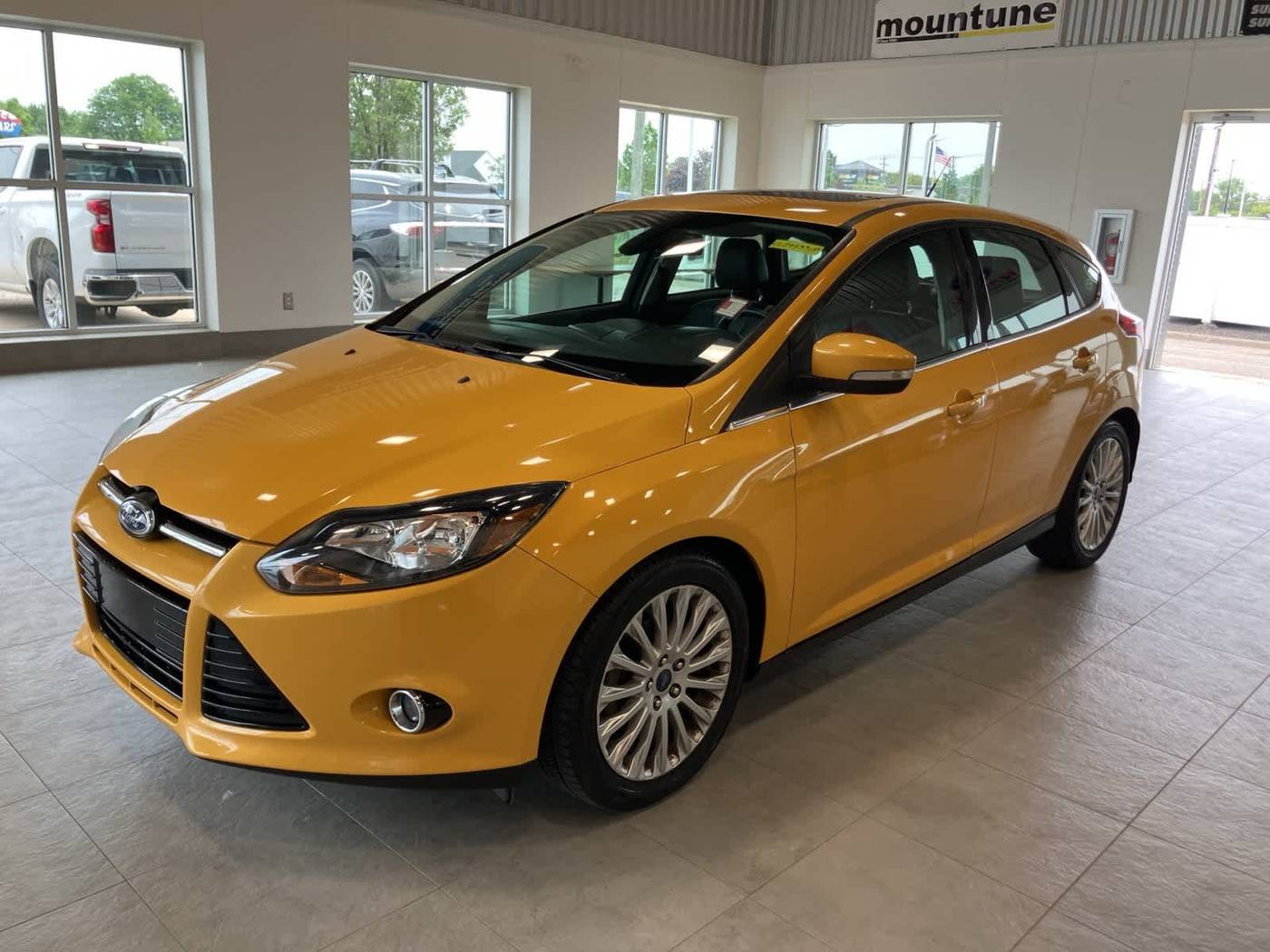 2012 Ford Focus Titanium — Hatchback — 68,793 mi — Sterling Heights, MI