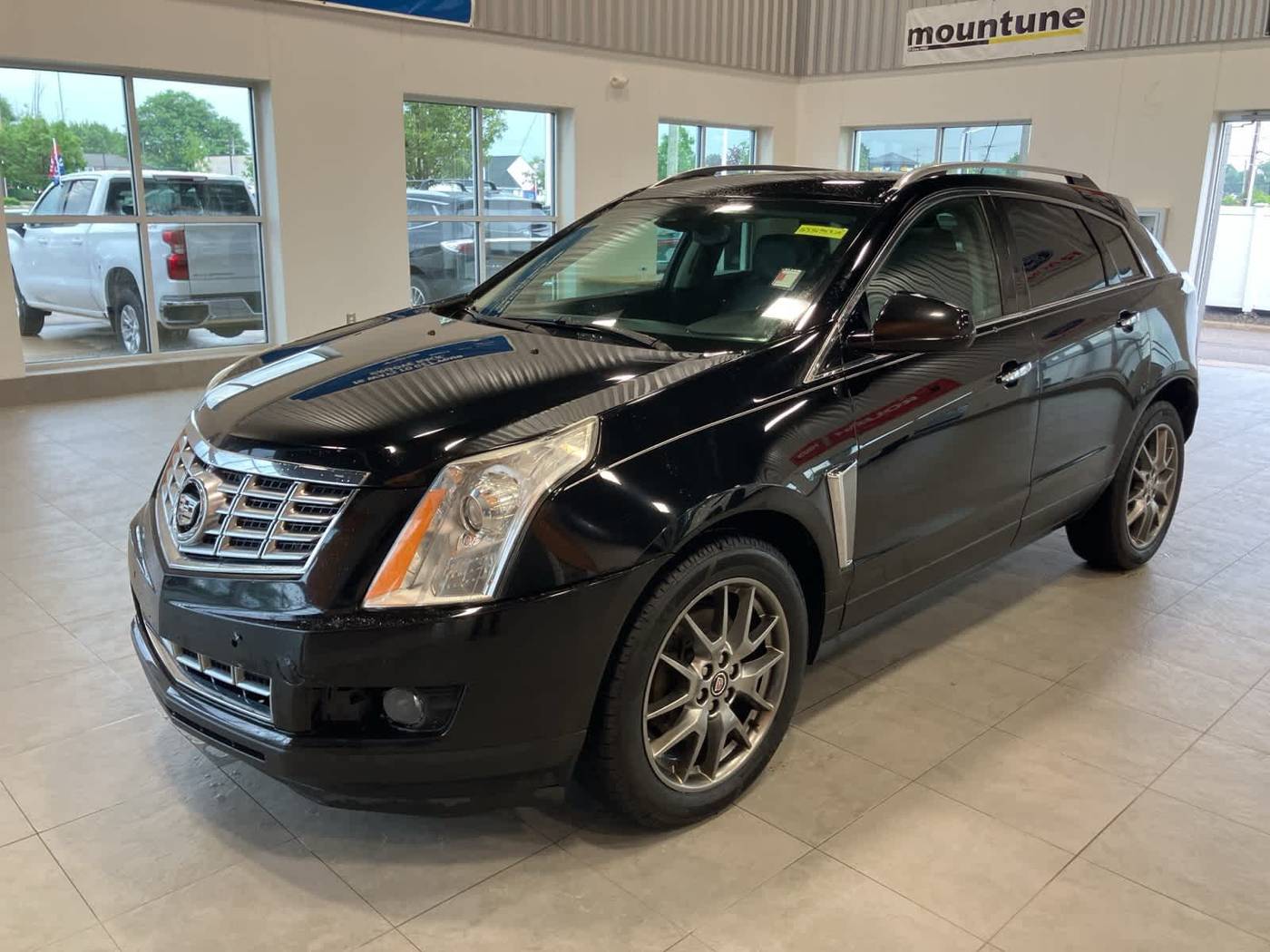2016 Cadillac SRX Performance Collection — SUV — 145,089 mi — Sterling Heights, MI