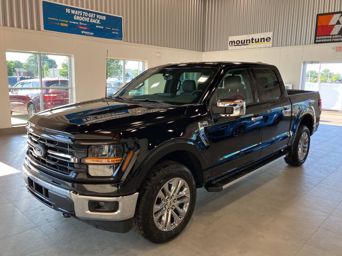 2024 Ford F-150 XLT — Pickup Truck — 1,861 mi — Sterling Heights, MI