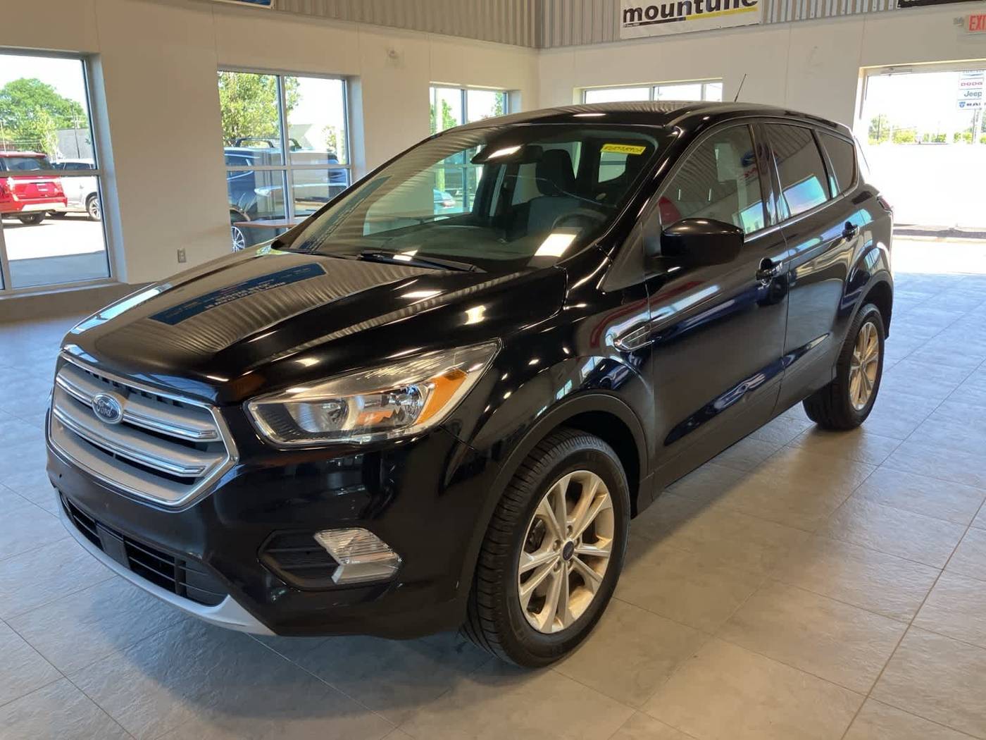 2019 Ford Escape SE — SUV — 124,024 mi — Sterling Heights, MI