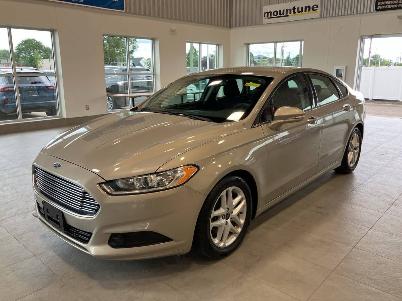 2016 Ford Fusion SE — Sedan — 85,893 mi — Sterling Heights, MI