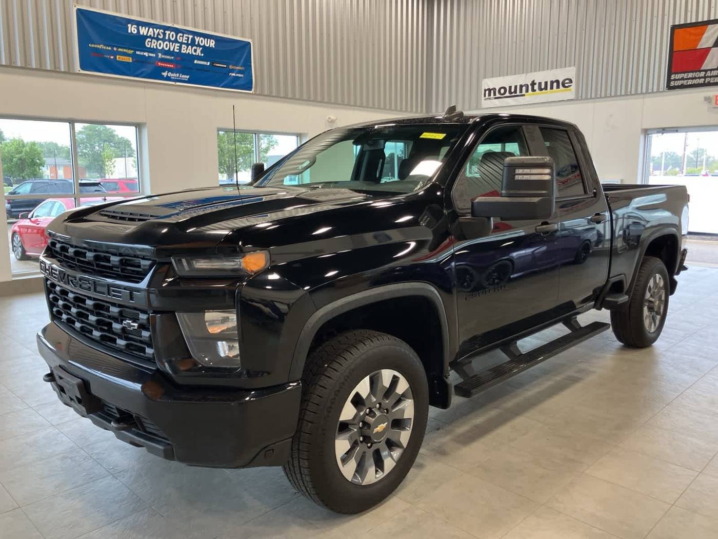 2022 Chevrolet Silverado 2500HD Custom — Pickup Truck — 70,224 mi — Sterling Heights, MI