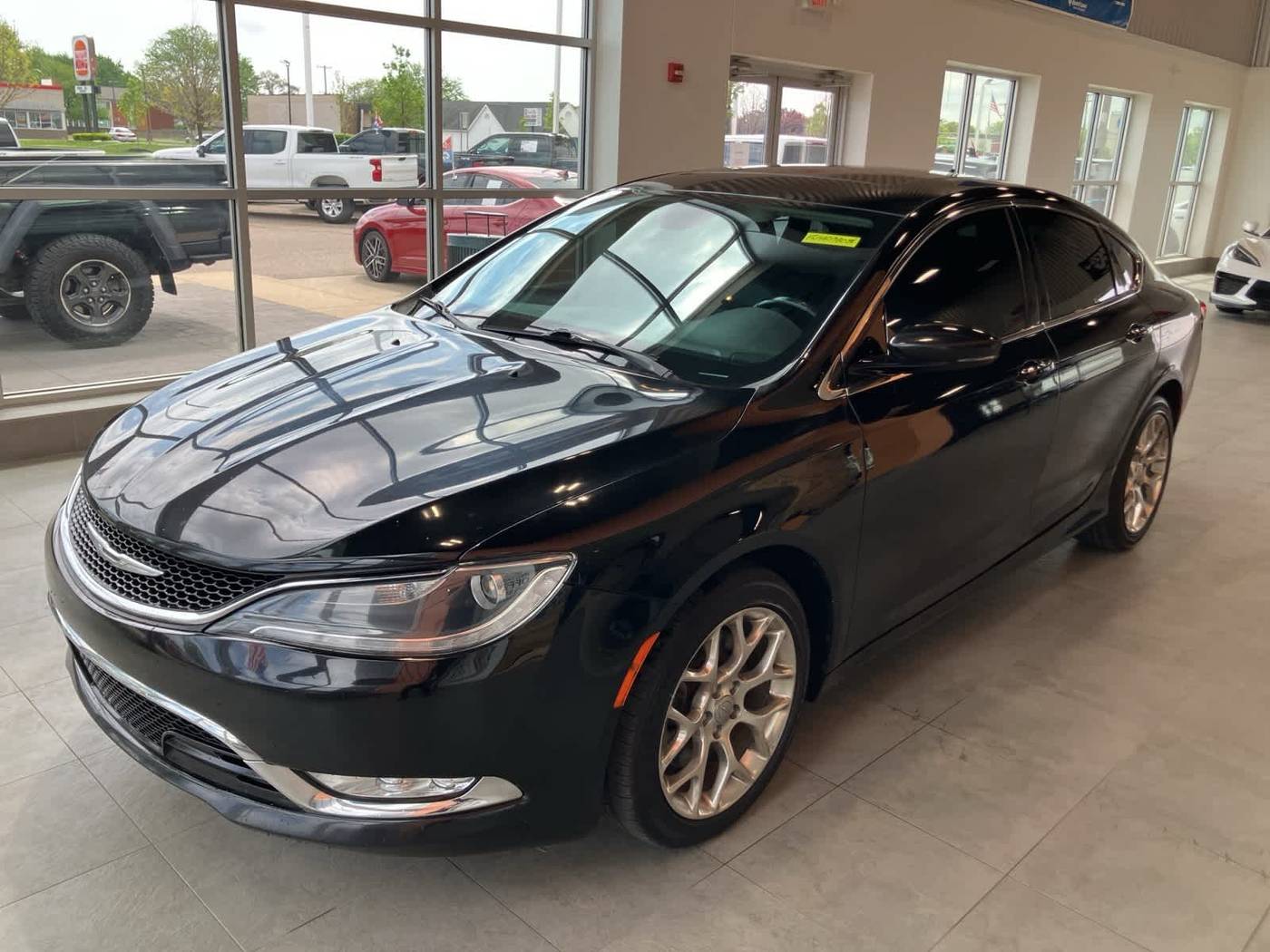 2015 Chrysler 200 C — Sedan — 127,829 mi — Sterling Heights, MI
