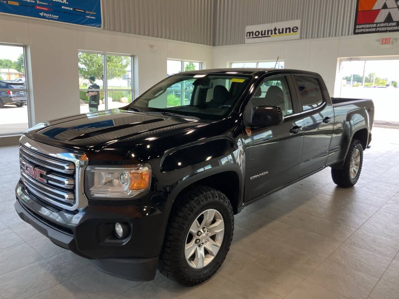 2018 GMC Canyon SLE — Pickup Truck — 104,574 mi — Sterling Heights, MI