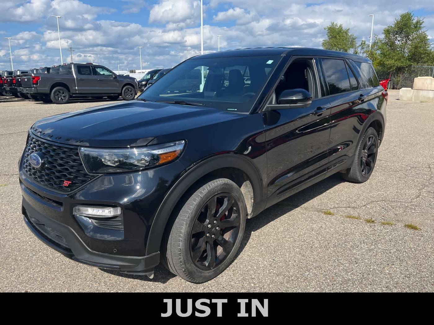 2022 Ford Explorer ST — SUV — 35,228 mi — Sterling Heights, MI