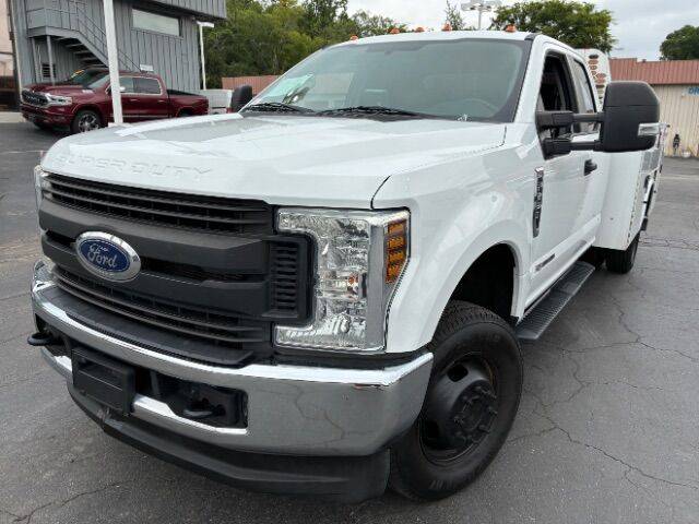 2018 Ford Super Duty F-350 Chassis Cab XL — Chassis Cab Truck — 152,412 mi — Dallas, NC