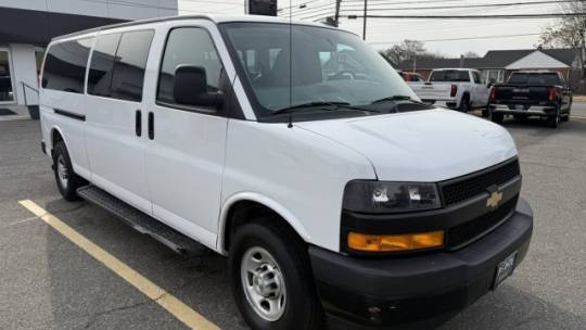 2020 Chevrolet Express Passenger LS — Passenger Van — 33,576 mi — Carneys Point, NJ