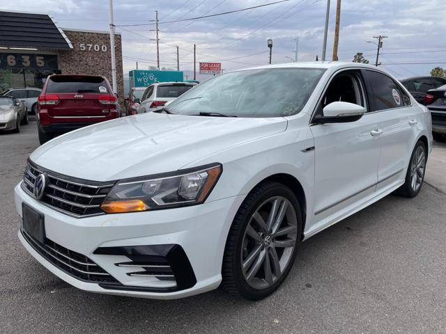 2017 Volkswagen Passat R-Line — Sedan — 139,382 mi — El Paso, TX