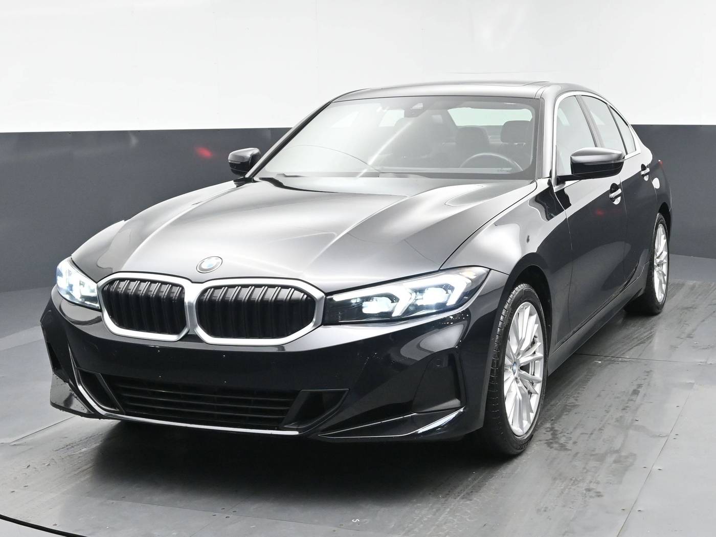2024 BMW 3 Series 330i — Sedan — 39,595 mi — Freeport, NY