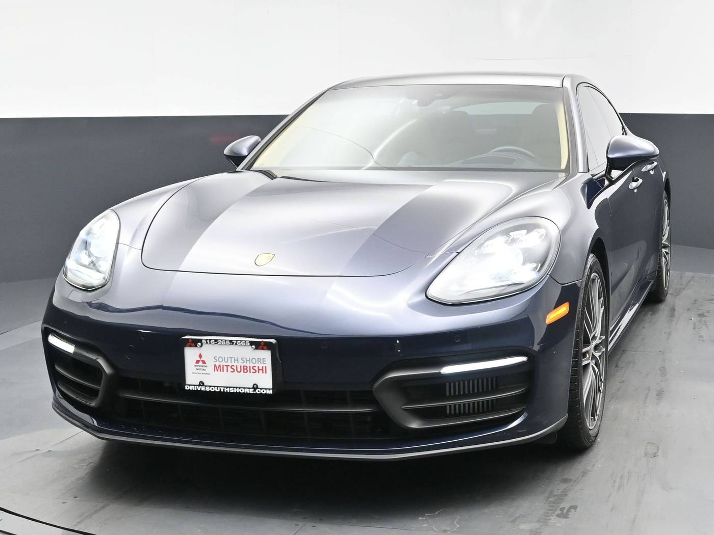 2022 Porsche Panamera 4 Platinum Edition — Hatchback — 19,842 mi — Freeport, NY