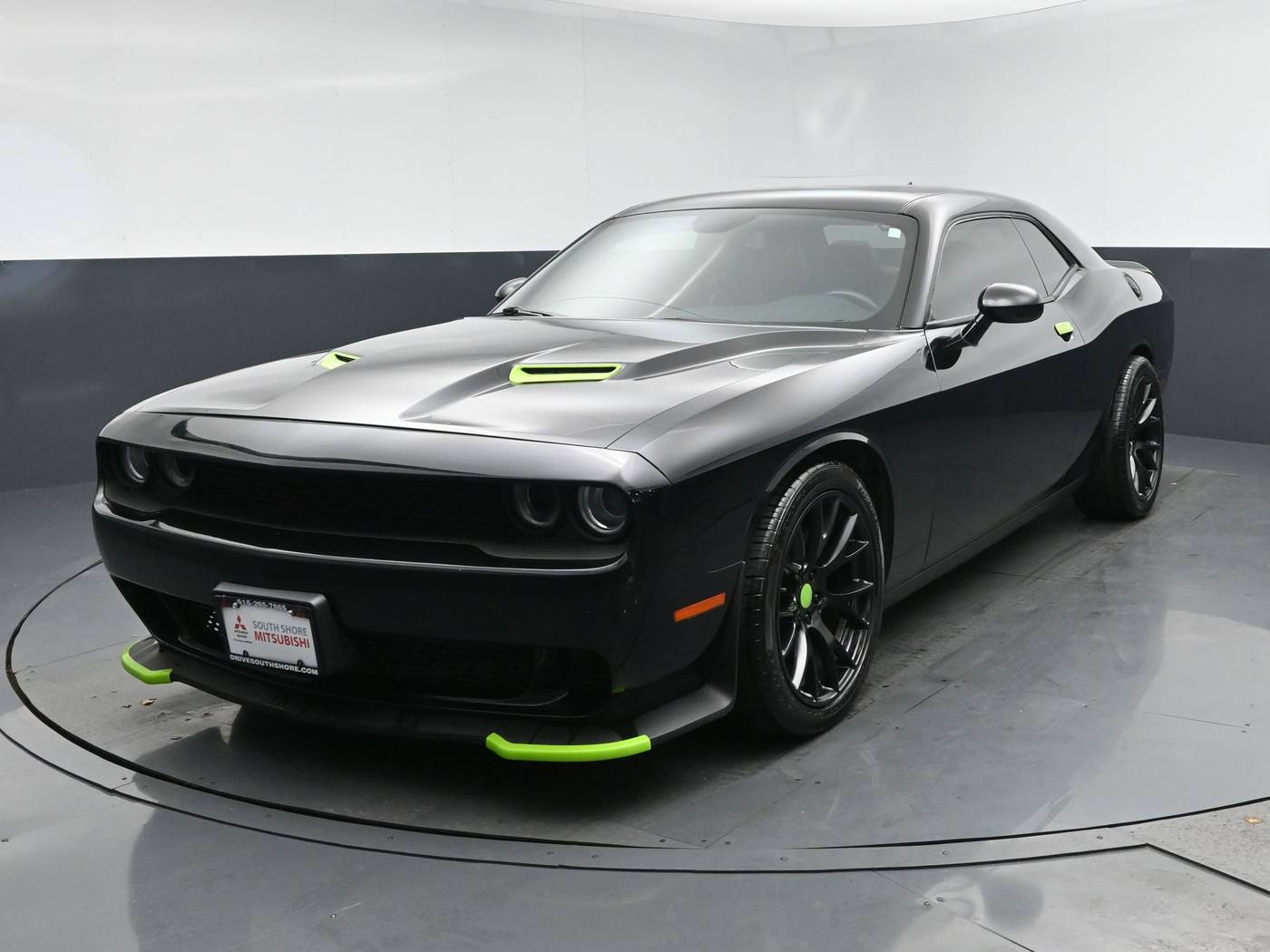 2018 Dodge Challenger SXT Plus — Coupe — 81,535 mi — Freeport, NY
