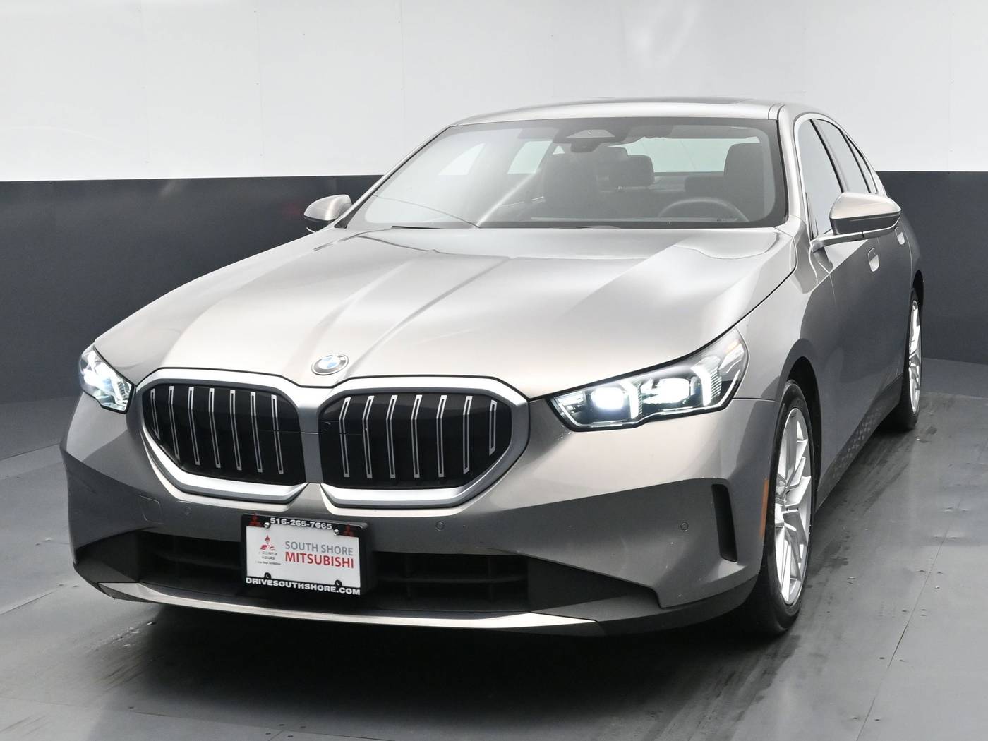 2024 BMW 5 Series 530i — Sedan — 36,694 mi — Freeport, NY