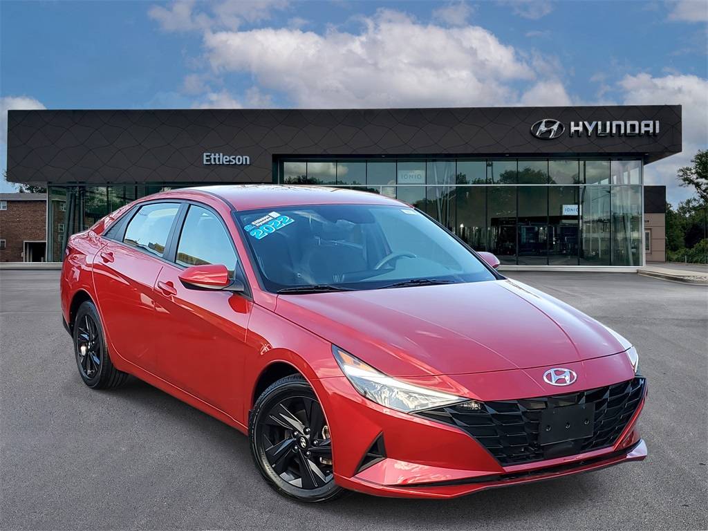 2022 Hyundai Elantra SEL — Sedan — 23,287 mi — Countryside, IL