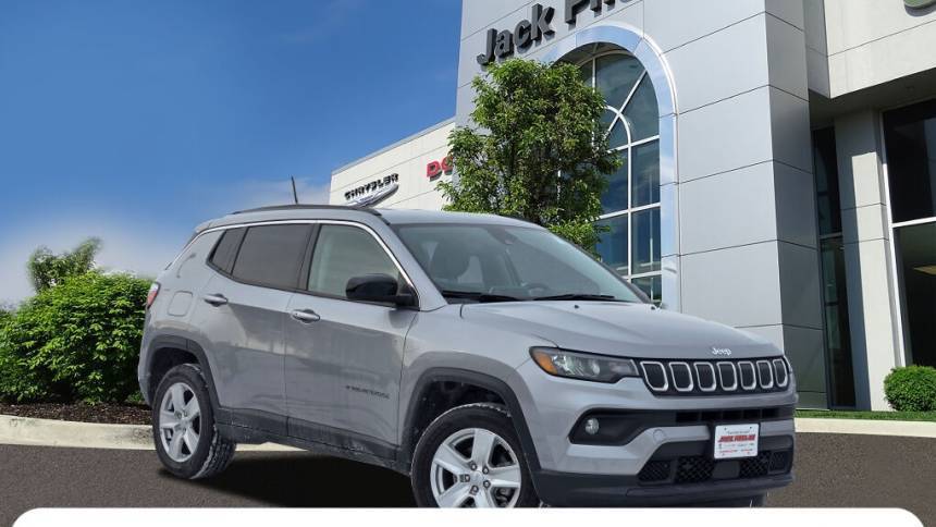2022 Jeep Compass Latitude — SUV — 15,128 mi — Countryside, IL