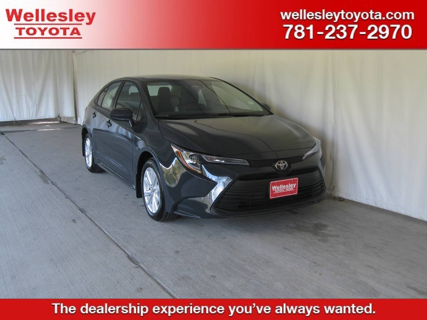 2025 Toyota Corolla LE — Sedan — 7 mi — Wellesley, MA
