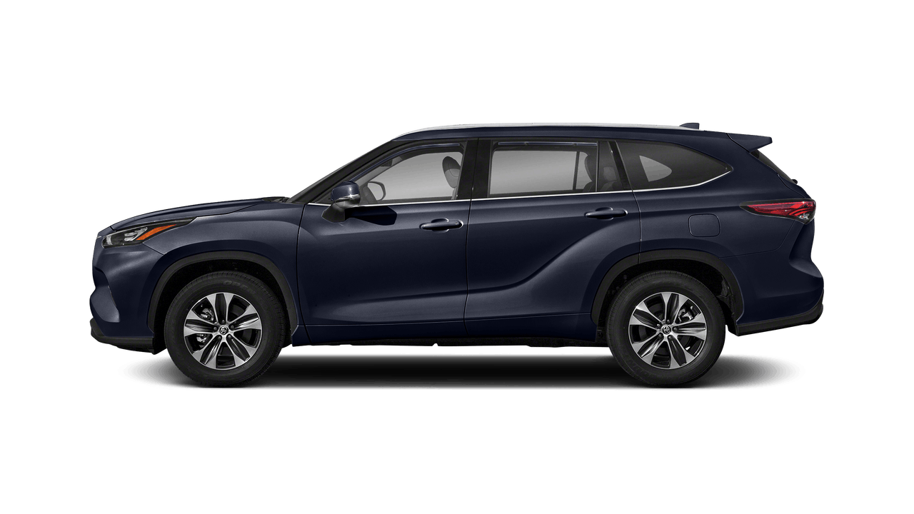 2022 Toyota Highlander XLE — SUV — 18,196 mi — Wellesley, MA