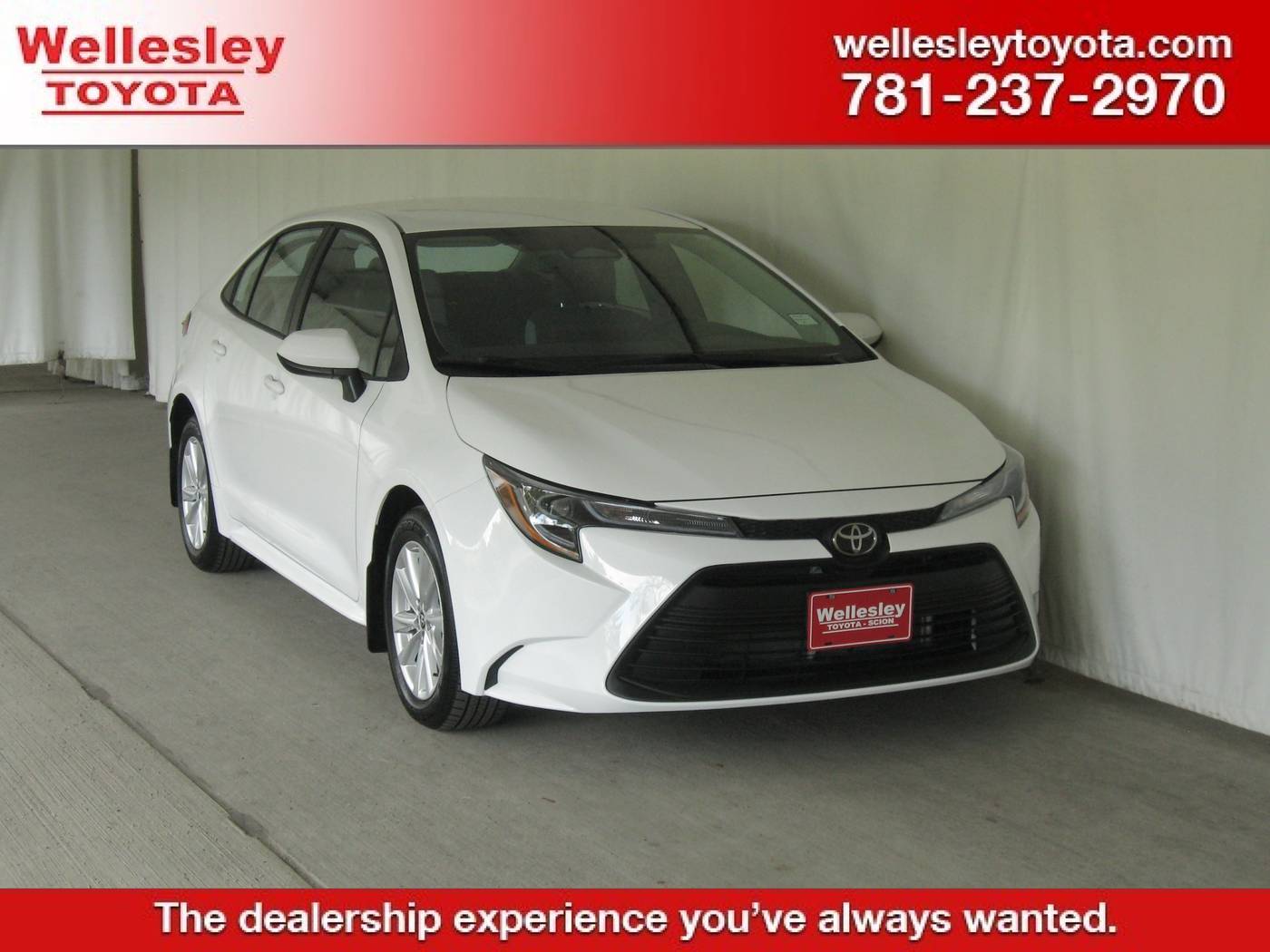 2025 Toyota Corolla LE — Sedan — 7 mi — Wellesley, MA