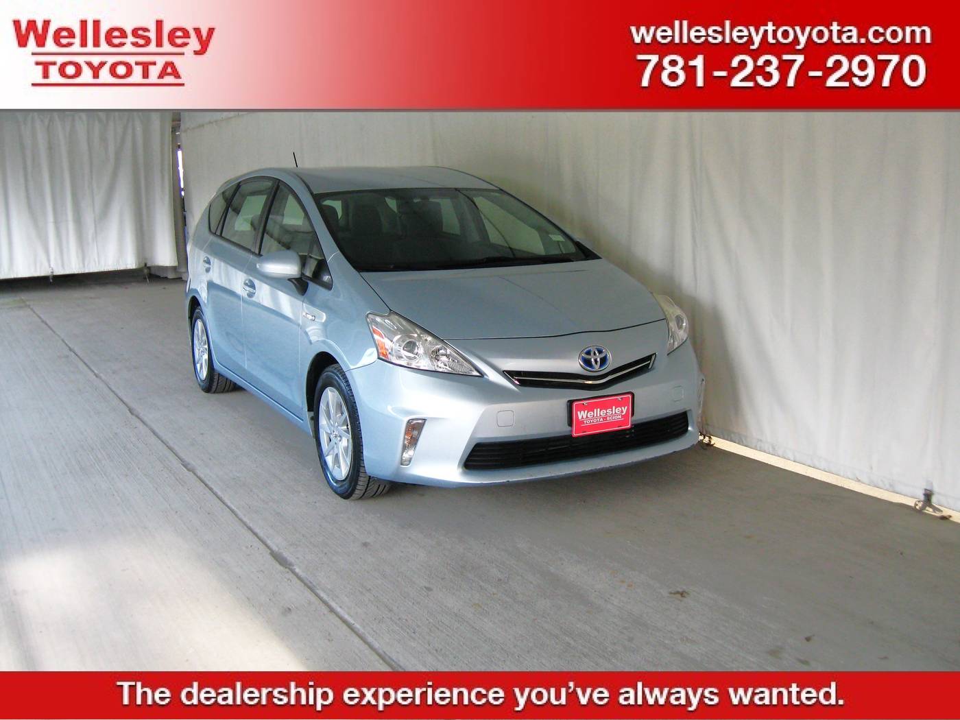2014 Toyota Prius v Two — Wagon — 42,385 mi — Wellesley, MA