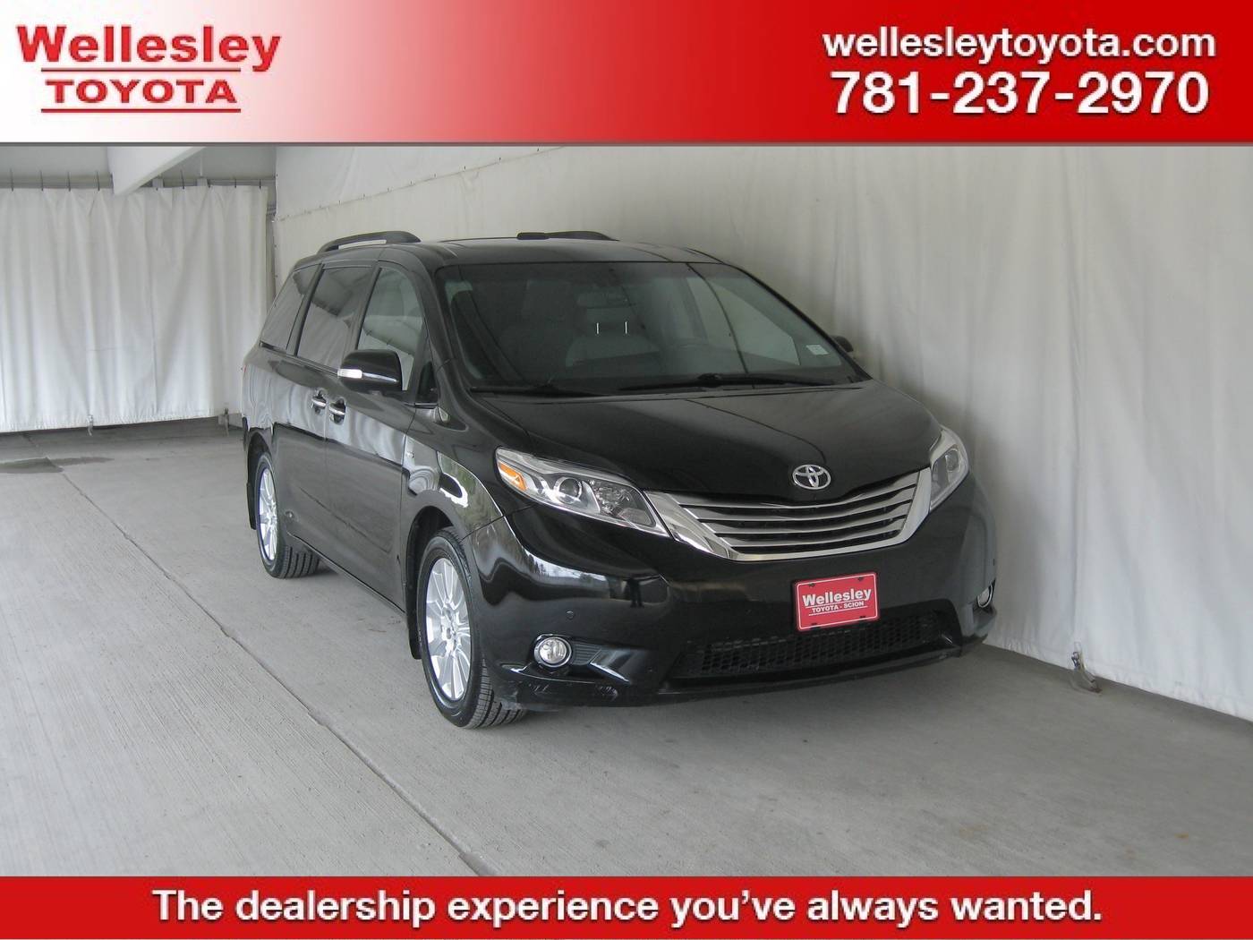 2017 Toyota Sienna Limited Premium — Minivan — 64,619 mi — Wellesley, MA