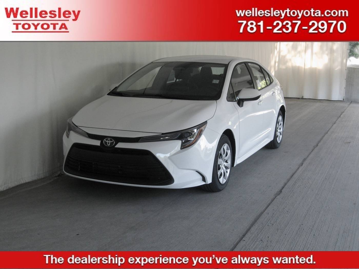 2026 Toyota Corolla LE — Sedan — 5 mi — Wellesley, MA