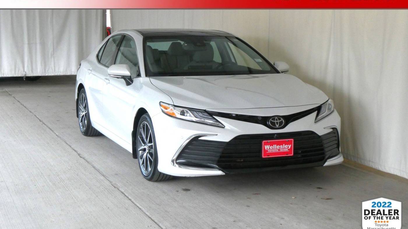 2023 Toyota Camry XLE — Sedan — 20,787 mi — Wellesley, MA