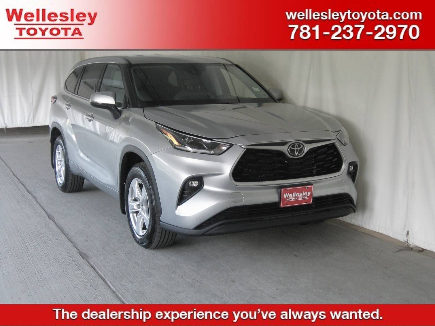 2021 Toyota Highlander LE — SUV — 47,066 mi — Wellesley, MA