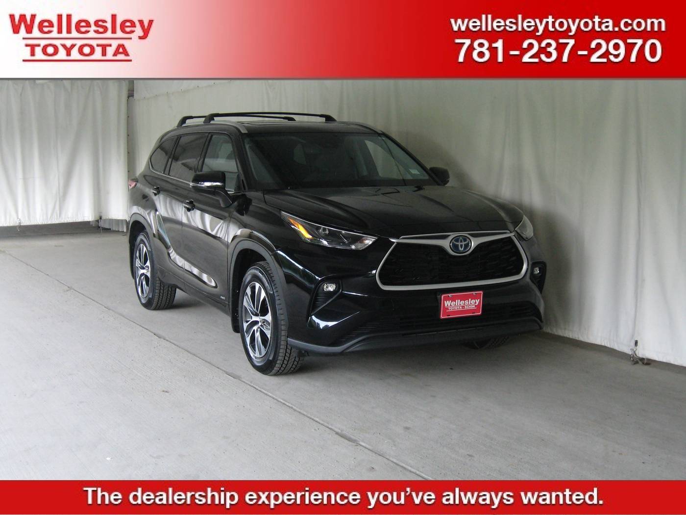 2022 Toyota Highlander Hybrid XLE — SUV — 31,789 mi — Wellesley, MA