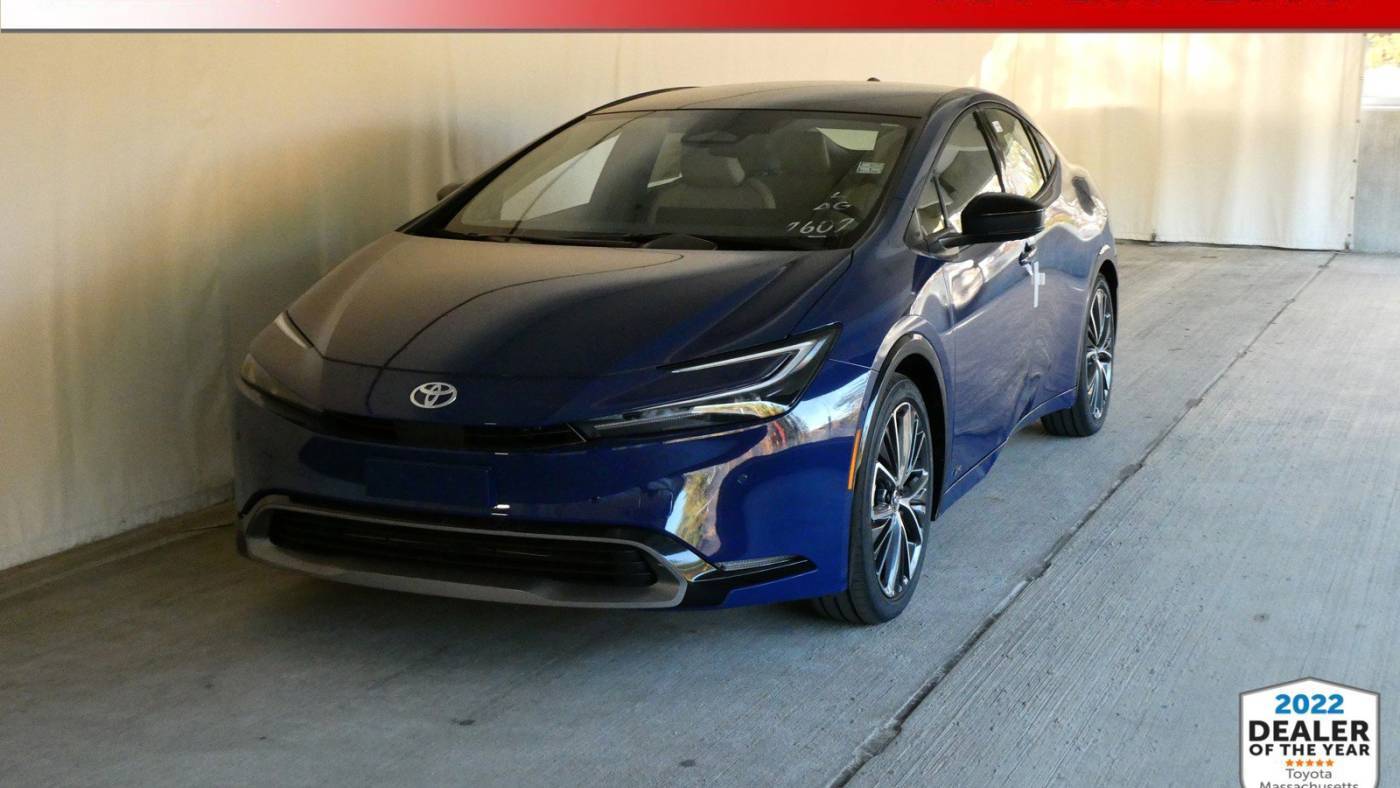 2024 Toyota Prius Limited — Hatchback — 5 mi — Wellesley, MA
