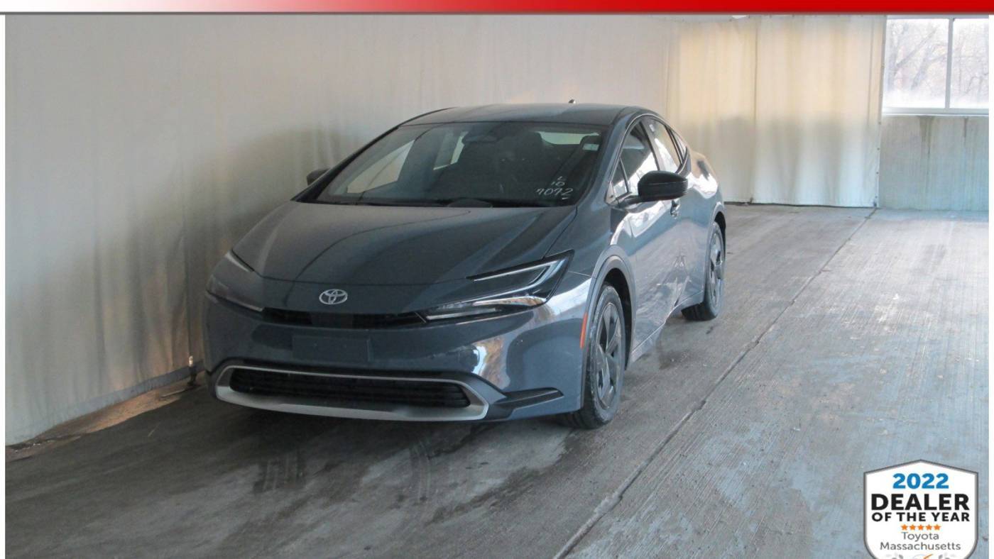 2024 Toyota Prius Prime SE — Hatchback — 5 mi — Wellesley, MA