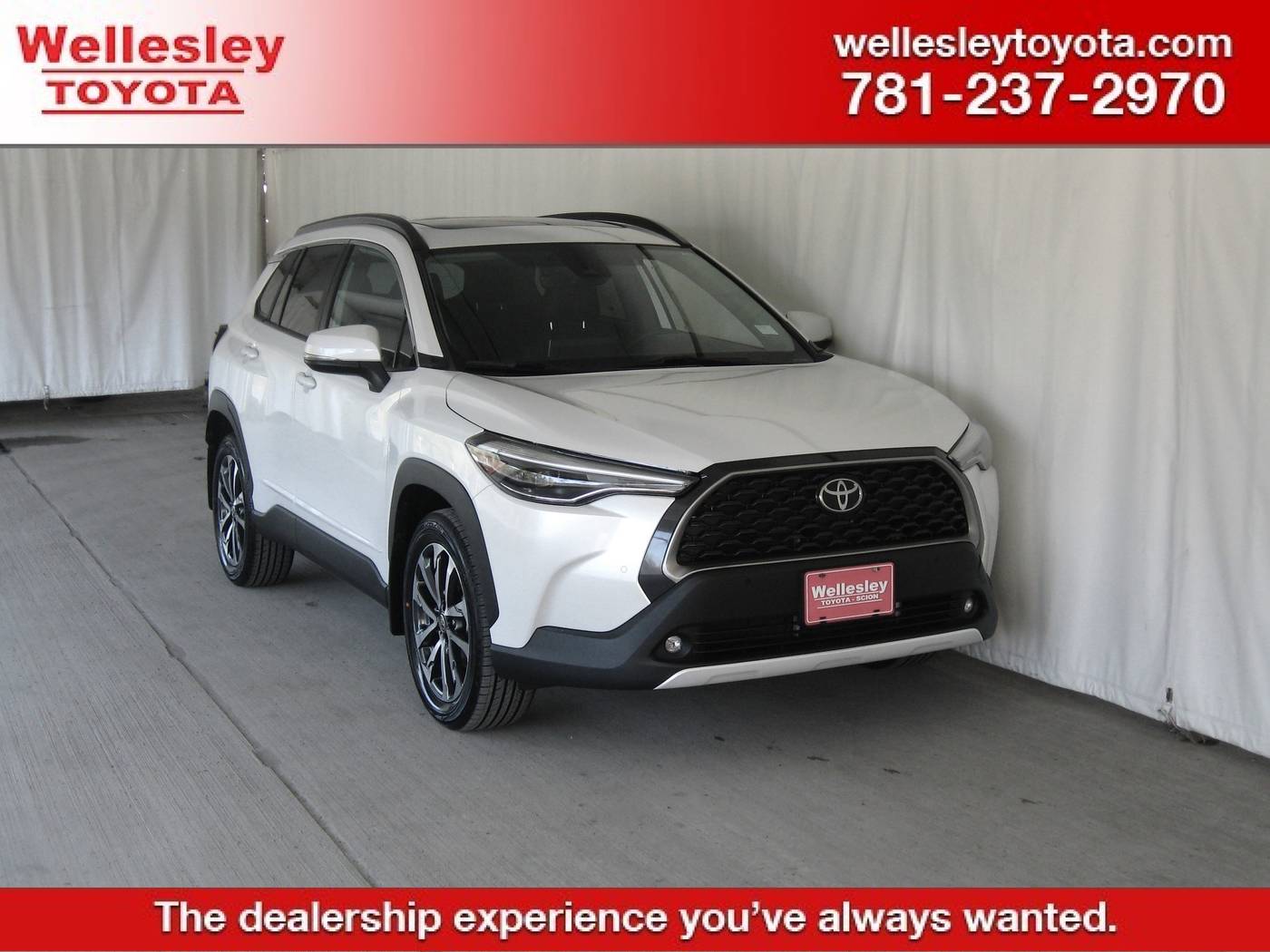 2022 Toyota Corolla Cross XLE — SUV — 44,014 mi — Wellesley, MA