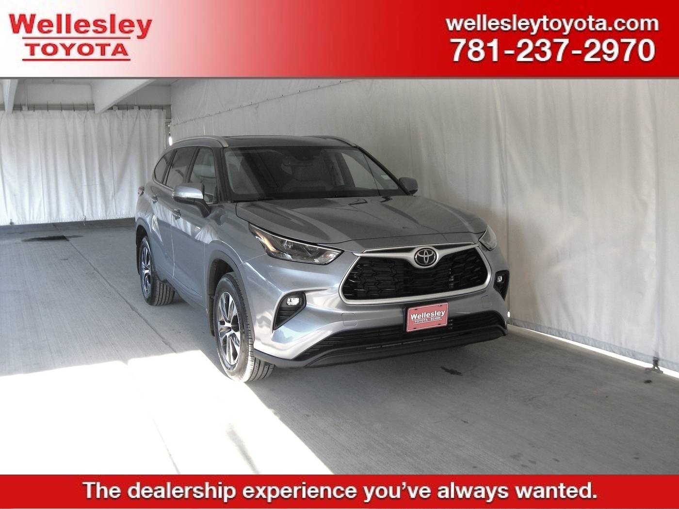 2023 Toyota Highlander XLE — SUV — 12,361 mi — Wellesley, MA