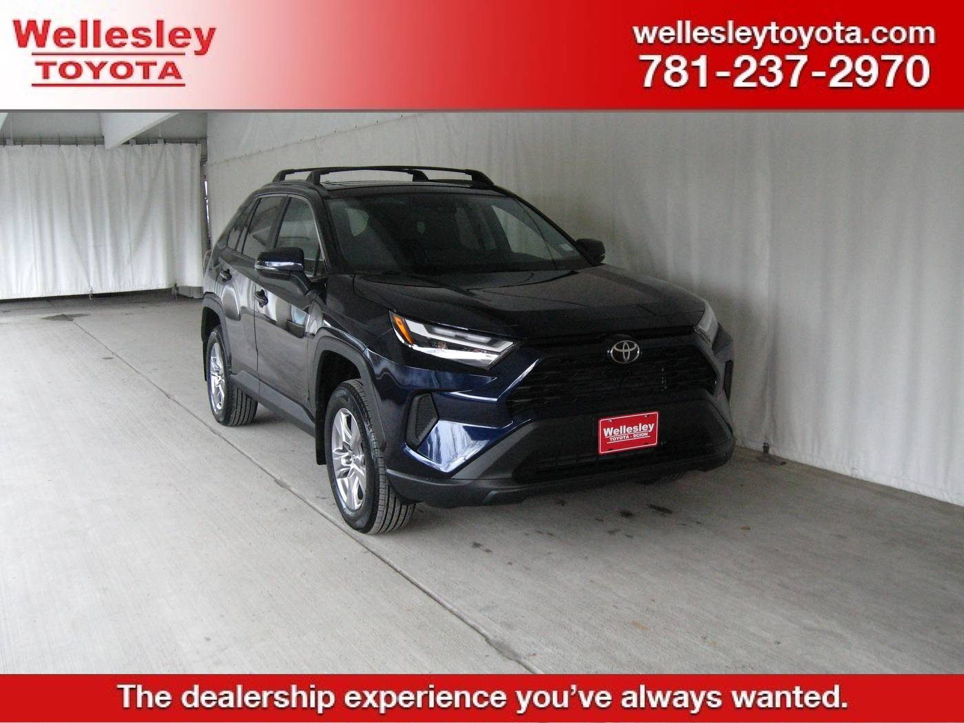 2022 Toyota RAV4 XLE — SUV — 13,874 mi — Wellesley, MA