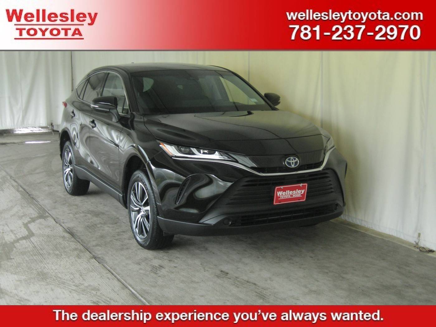 2023 Toyota Venza LE — SUV — 22,027 mi — Wellesley, MA