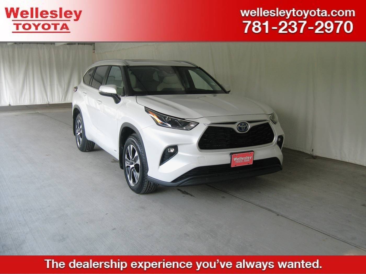 2024 Toyota Highlander Hybrid XLE — SUV — 30,582 mi — Wellesley, MA