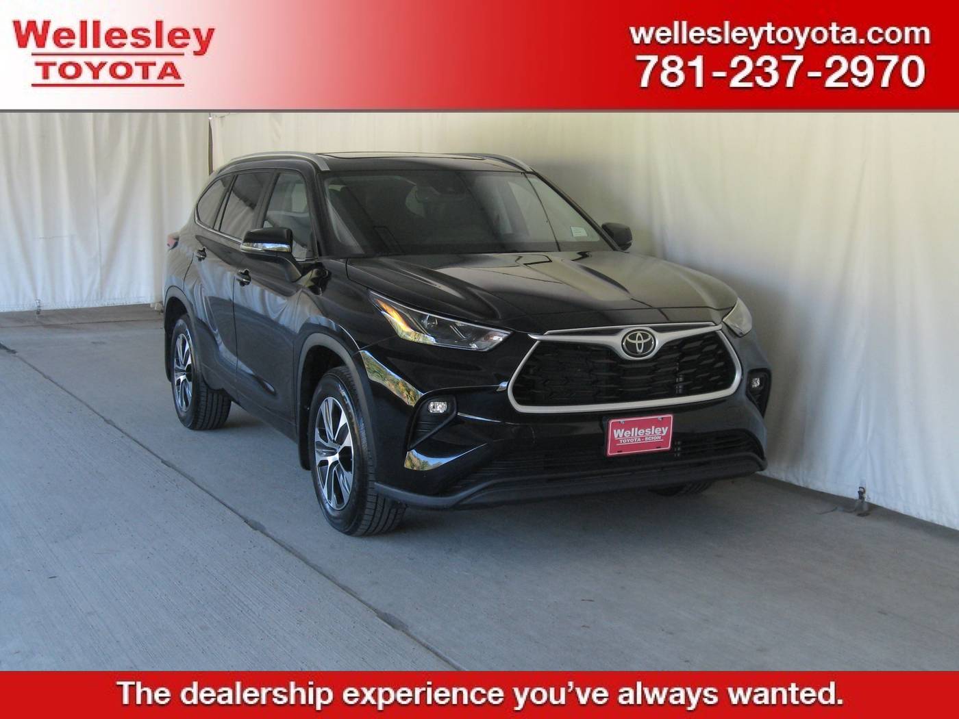 2023 Toyota Highlander XLE — SUV — 31,663 mi — Wellesley, MA