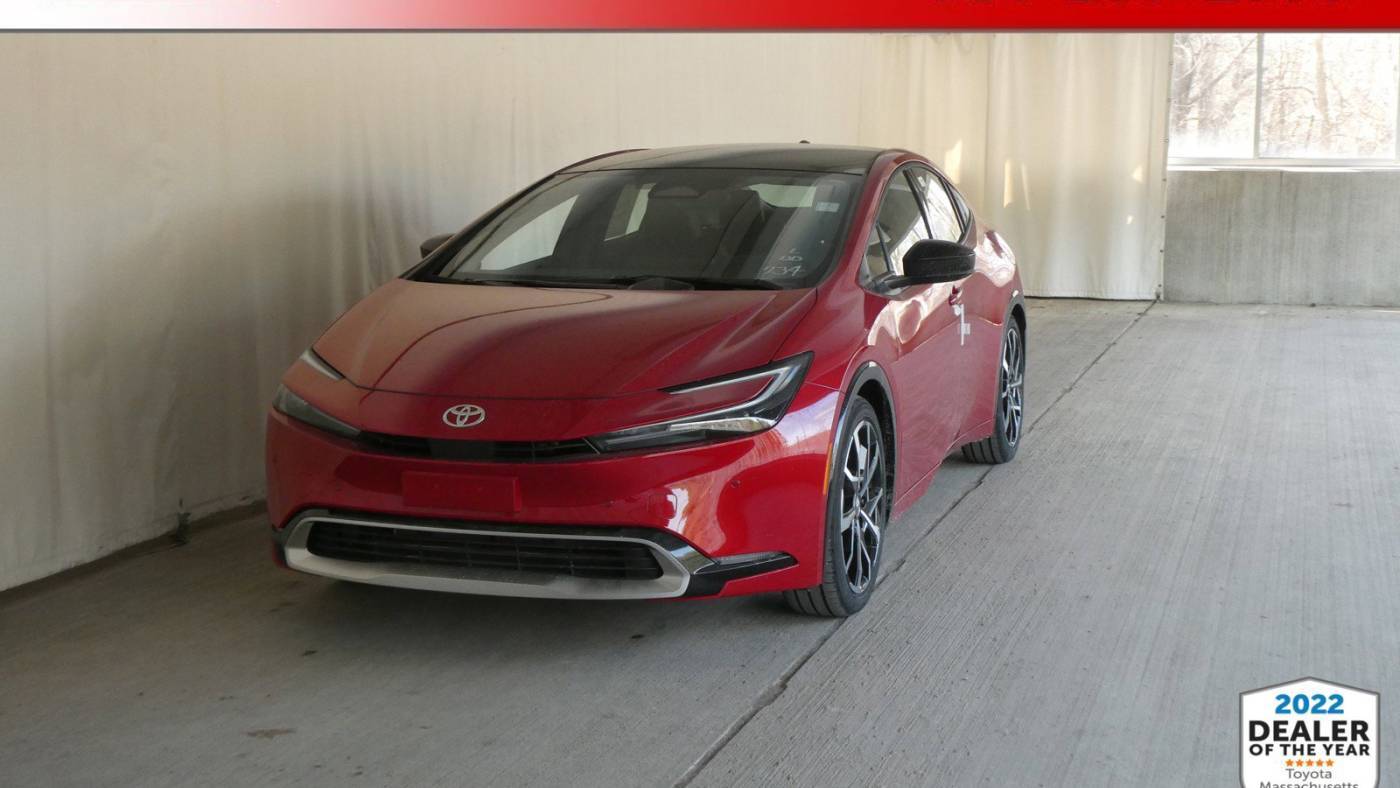 2024 Toyota Prius Prime XSE — Hatchback — 5 mi — Wellesley, MA