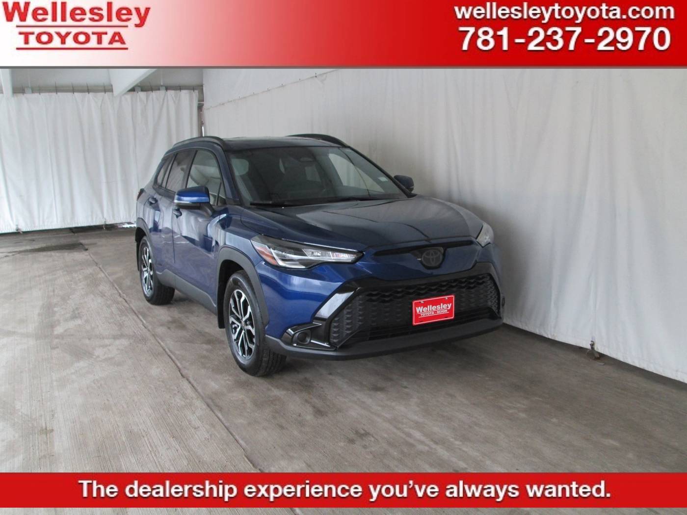 2024 Toyota Corolla Cross Hybrid SE — SUV — 15,490 mi — Wellesley, MA