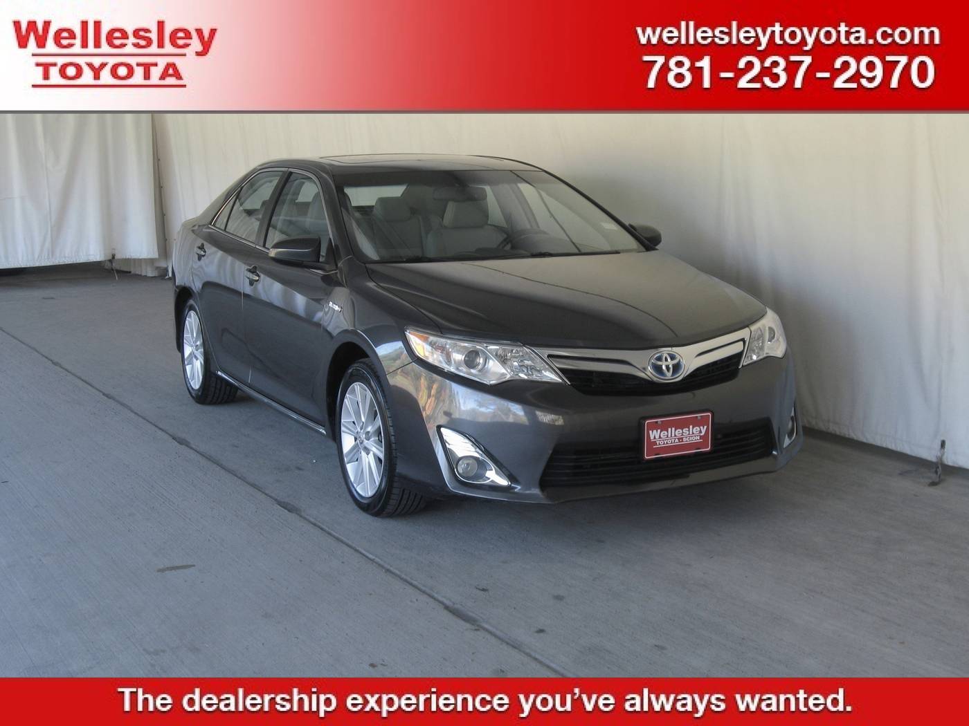 2012 Toyota Camry Hybrid XLE — Sedan — 59,116 mi — Wellesley, MA