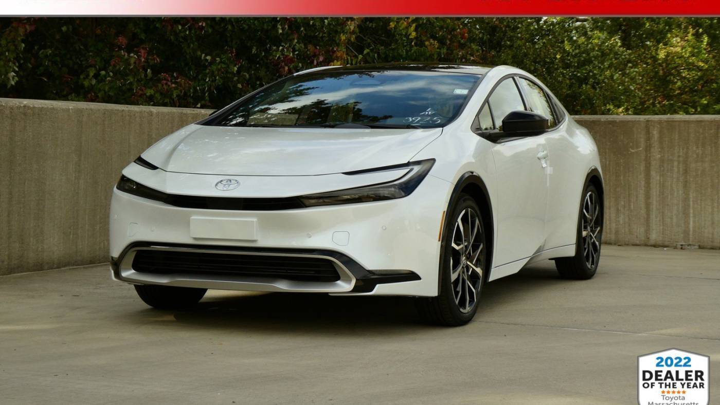 2024 Toyota Prius Prime XSE Premium — Hatchback — 5 mi — Wellesley, MA