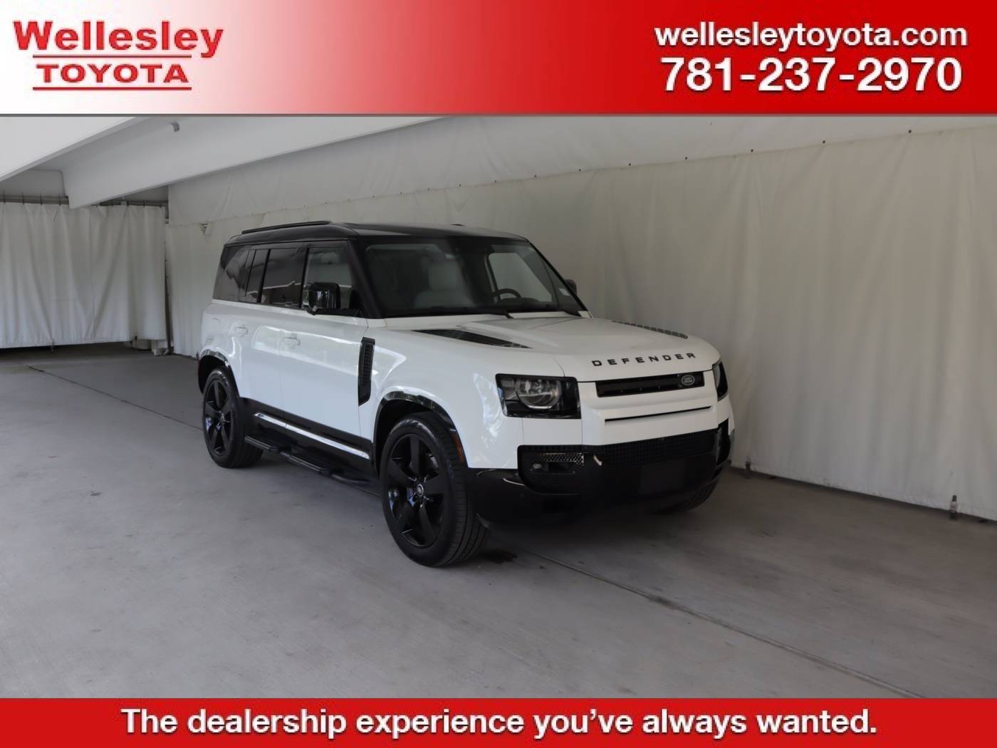 2025 Land Rover Defender X-Dynamic SE