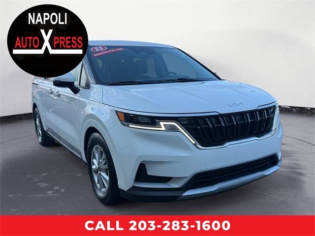 2023 Kia Carnival LXS — Minivan — 31,098 mi — Milford, CT