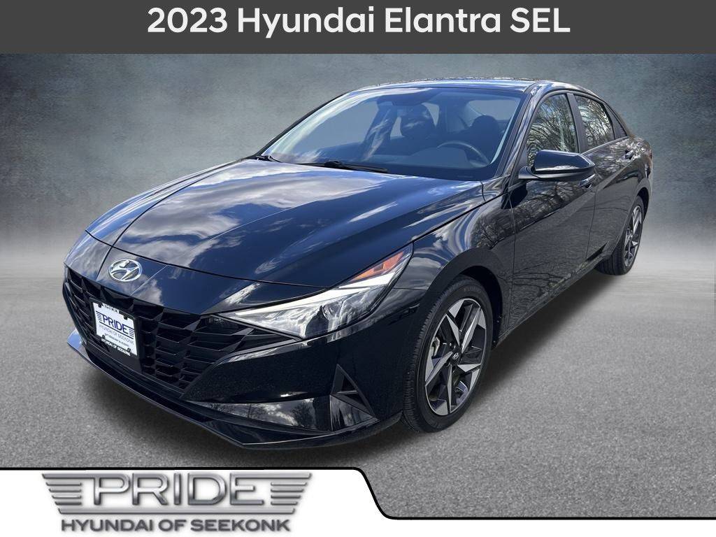2023 Hyundai Elantra SEL — Sedan — 17,109 mi — Seekonk, MA