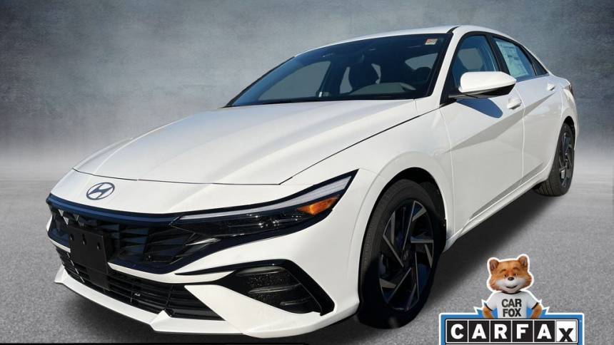2024 Hyundai Elantra SEL — Sedan — 5,139 mi — Seekonk, MA