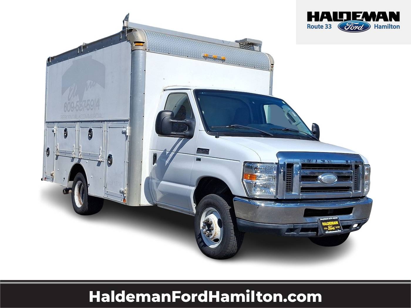 2014 Ford Econoline Commercial Cutaway E-350 — Chassis Cab Truck — 101,105 mi — Hamilton Square, NJ