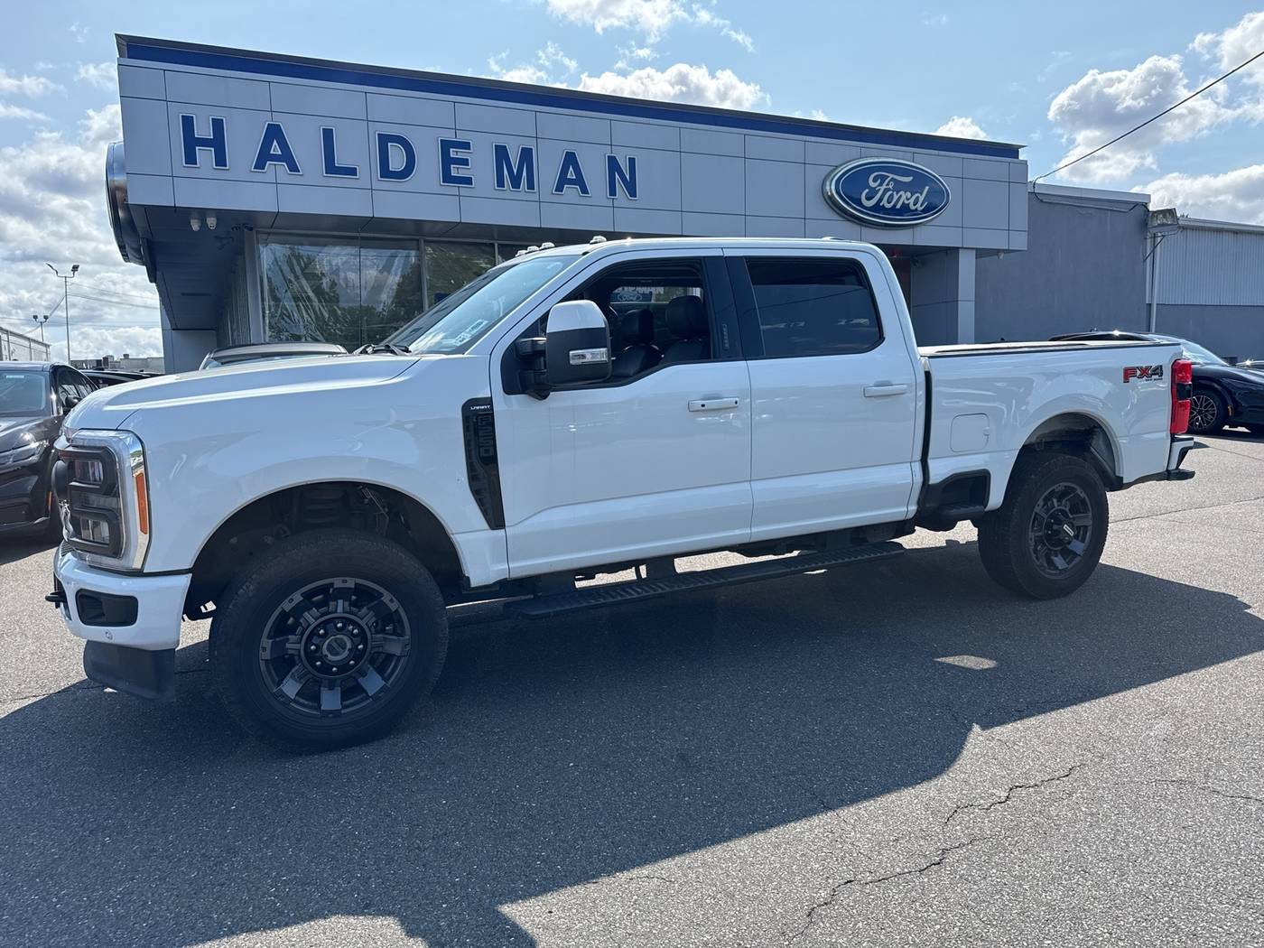 2023 Ford Super Duty F-250 LARIAT — Pickup Truck — 45,699 mi — Trenton, NJ