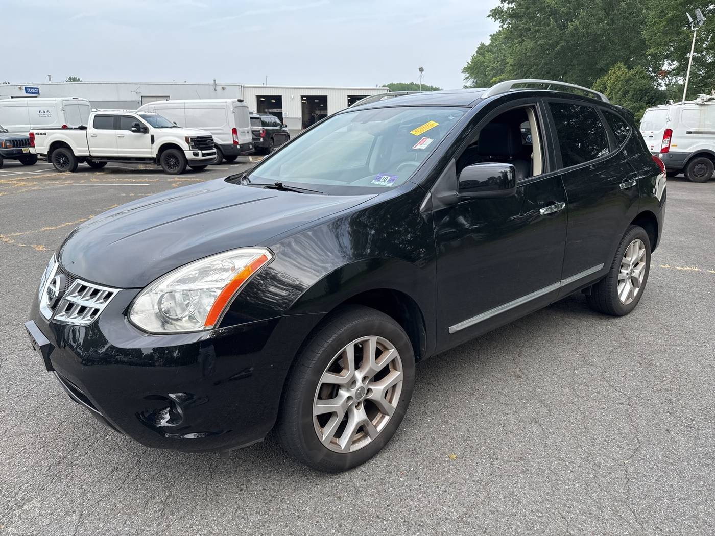 2011 Nissan Rogue SV — SUV — 102,021 mi — Trenton, NJ